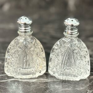 Small Salt & Pepper Shaker